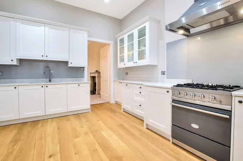 3 Bedroom Apartment to Rent in Edinburgh's Georgian New Town