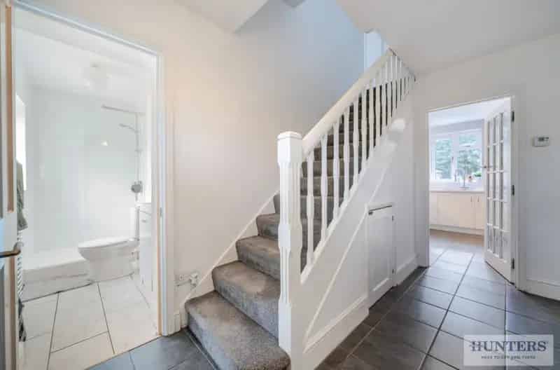 5 bedroom House
 For Sale 
Total Size: 1349 SQ FT