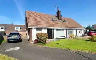 3 Bedroom House Near Shops and Schools