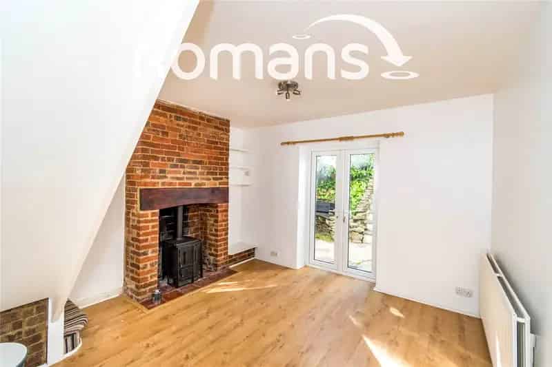 3 Bedroom Semi Detached House Easton Family Home Garden