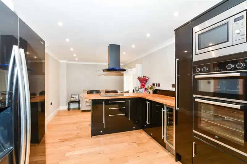 4 Bedroom Detached House for Sale Near Good Schools