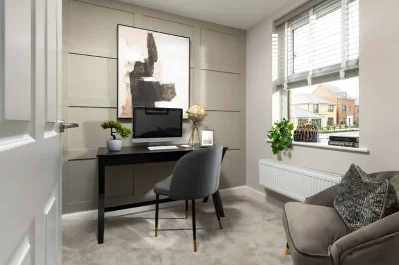 4 Bed House for Sale 2 Bath Ensuite Garage Parking