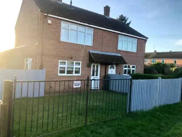 Semi Detached Home Two Double Bedrooms Large Garden Shed