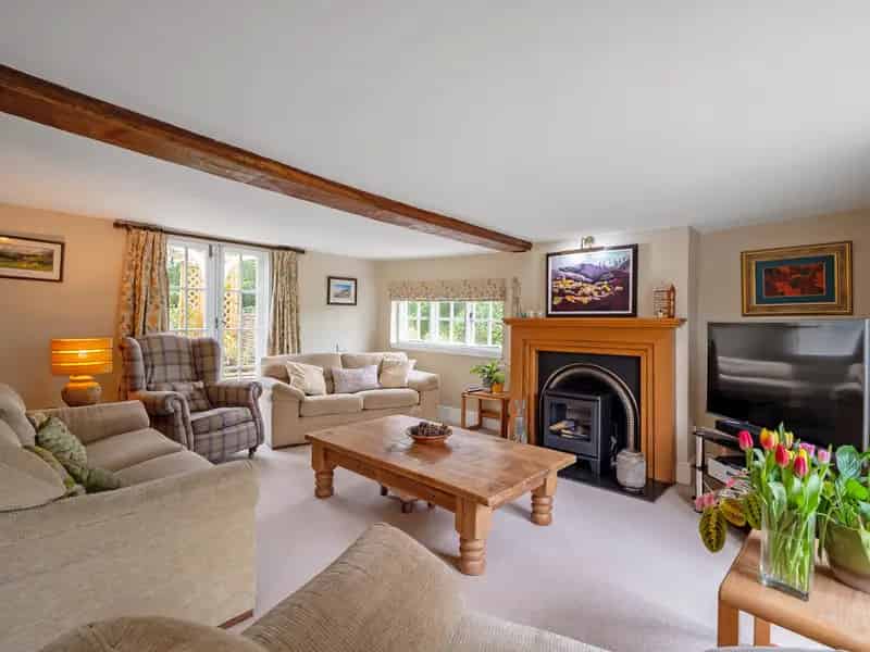 Grade II Listed Cottage 4 Bedrooms Annexe Double Garage Parking