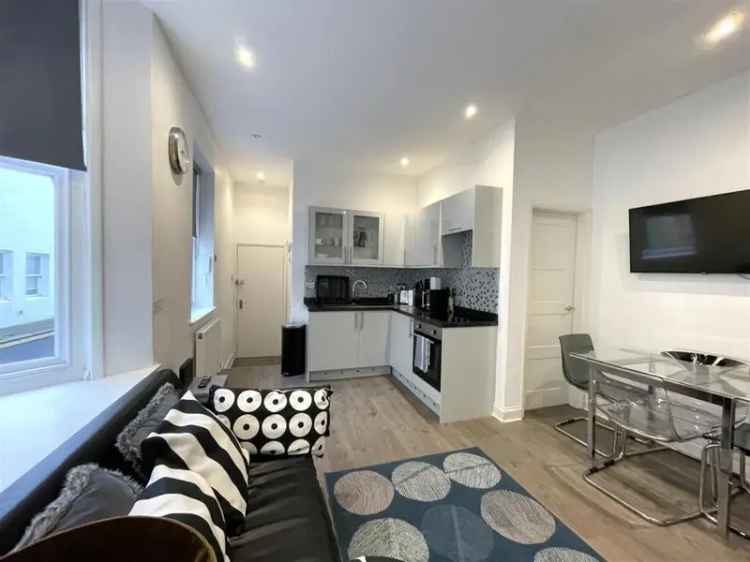 2 Bedroom Flat Kemptown Seafront Brighton