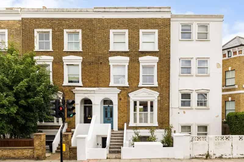 3 Bedroom Maisonette near Wandsworth Common