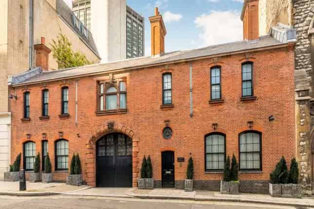 Seven Bedroom Townhouse in Mayfair