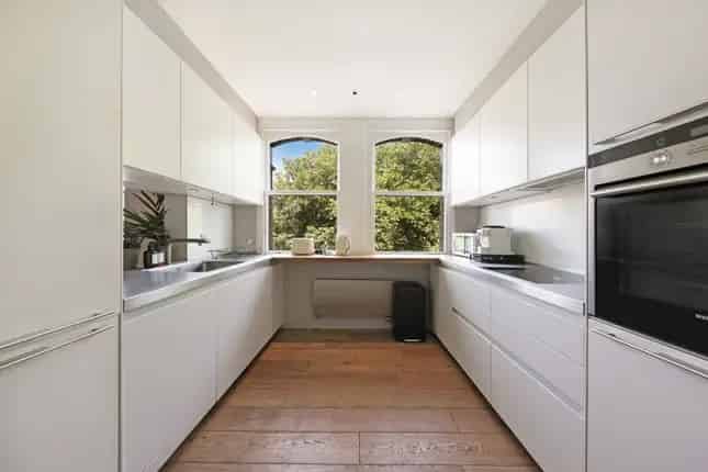 Flat for Sale Elm Park Gardens SW10