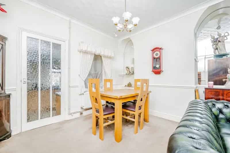 3 bedroom terraced house