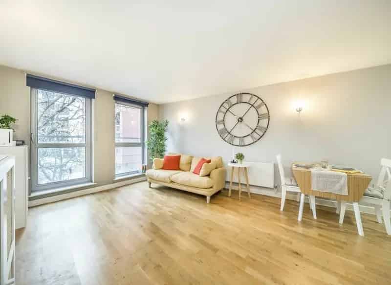 Modern 2-Bed 2-Bath Apartment Near Haggerston Station