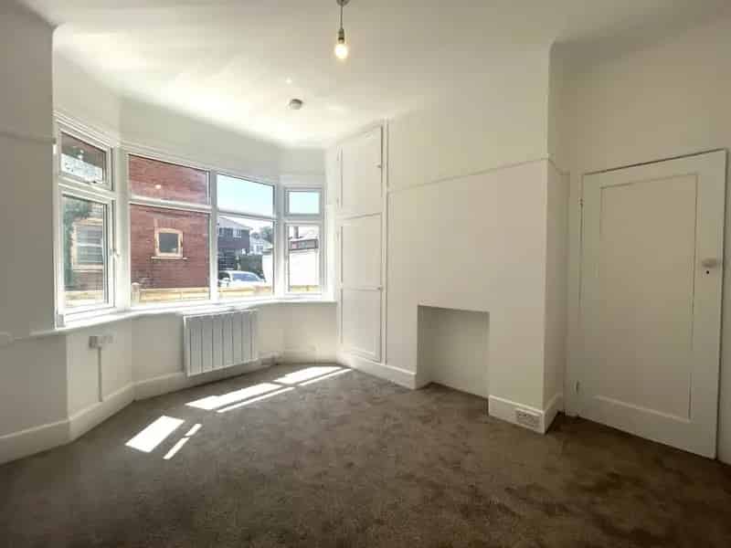 2 Bedroom Flat To Rent Available 18072025