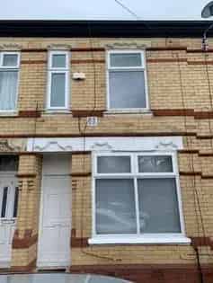 2-3 Bedroom House in Manchester Longsight