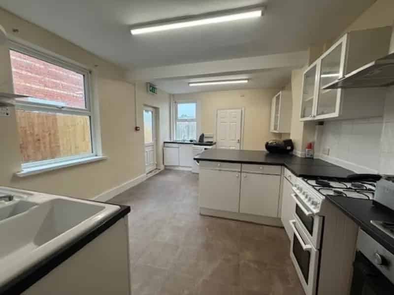 1 Bedroom Flat To Rent Available 02062025