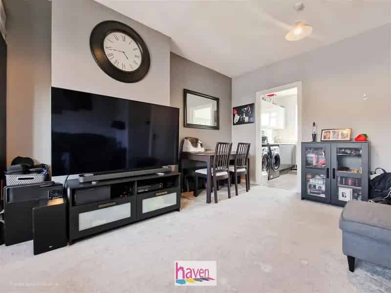 2 Bedroom Apartment House to Rent Near East Finchley Tube