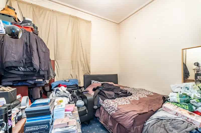 4 Bedroom House For Sale Needs Modernization