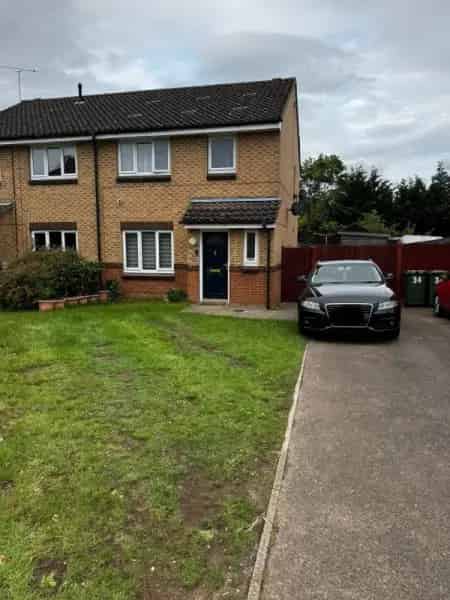 Spacious 3-Bed House in North Wootton Near King's Lynn
