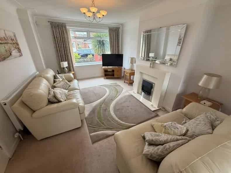 3 Bed Semi Detached House For Sale