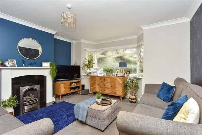 3 bed house for sale