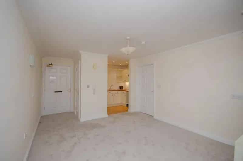 1 Bed Retirement Flat for Sale