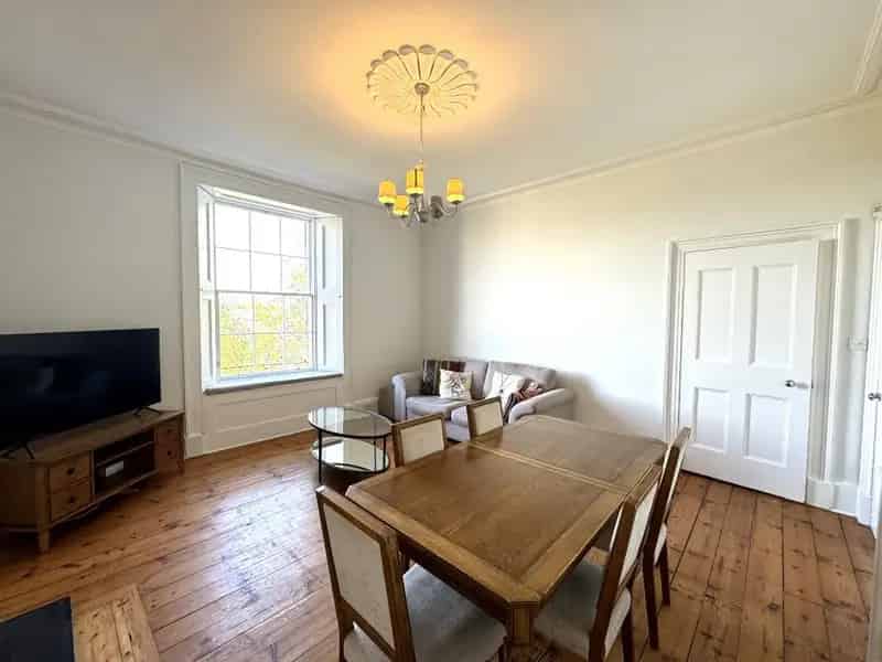 3 Bedroom Flat to Rent Edinburgh