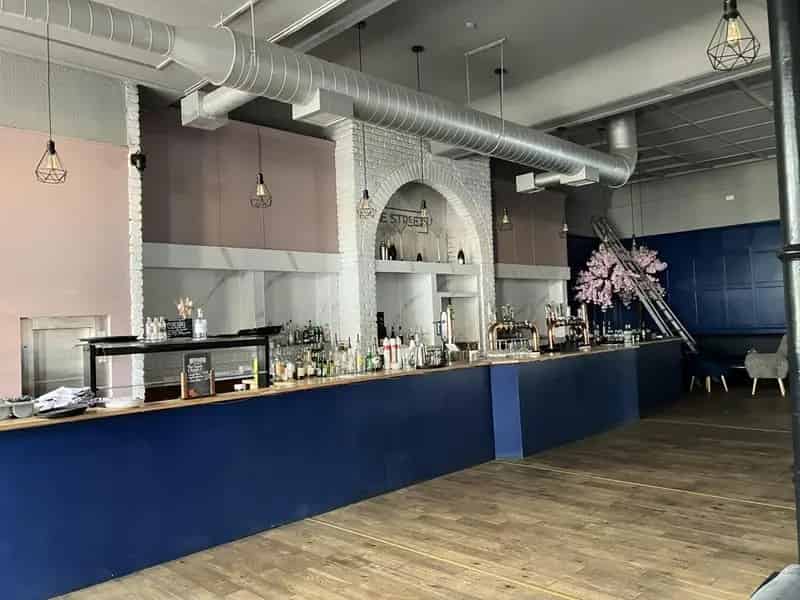 Historic Restaurant Bar Premises To Let