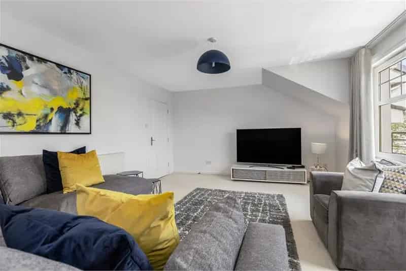 4 Bed Detached House 3 Reception Rooms Near Glasgow Edinburgh