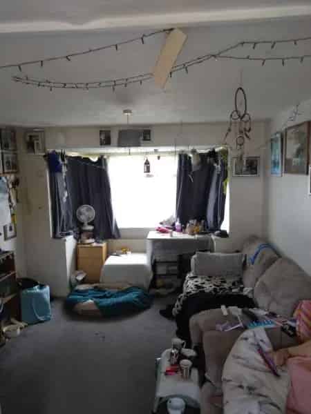 Gff Double Bedroom Lounge Kitchen Wet Room Garden Parking Sheds