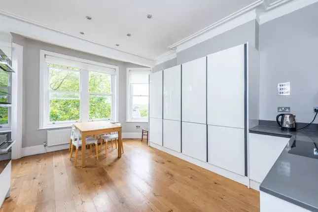 3 Bed Flat to Rent Cremorne Road Chelsea SW10 Short Let