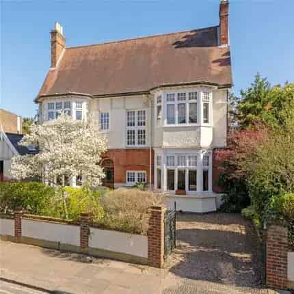 Edwardian Family House for Sale in Putney
