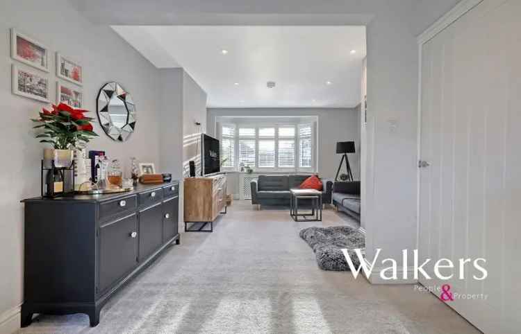 3 Bedroom Detached House for Sale in Brentwood