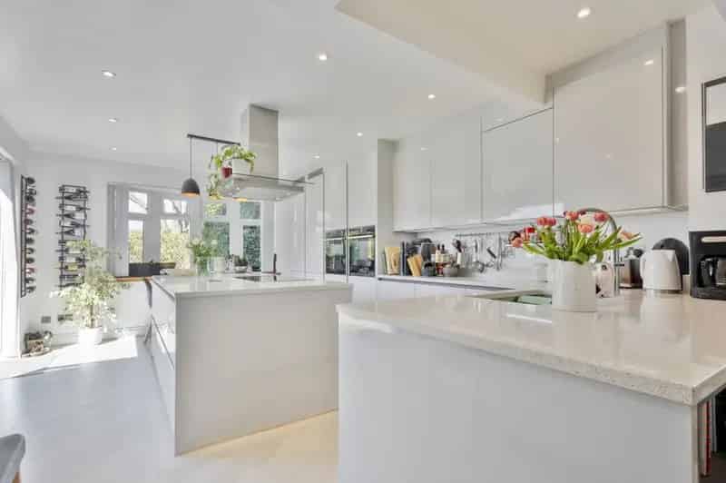 5 Bedroom Detached House Folkestone Kent