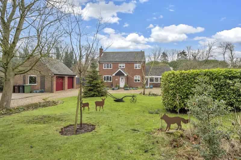 4 Bedroom Detached House for Sale Wretham