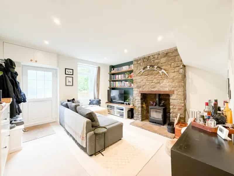 2 Bedroom House Brislington Cottage for Sale