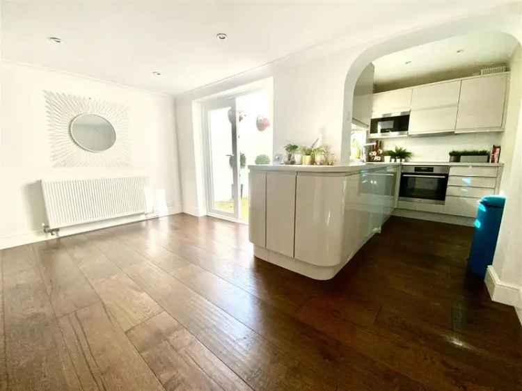 3 Bedroom Terraced House for Sale Hove