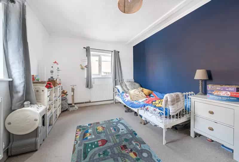 3 bedroom flat/apartment for sale