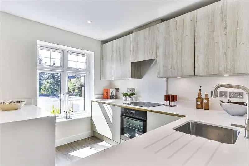 2 Bed Flat for Sale Ashley Cross Village Poole
