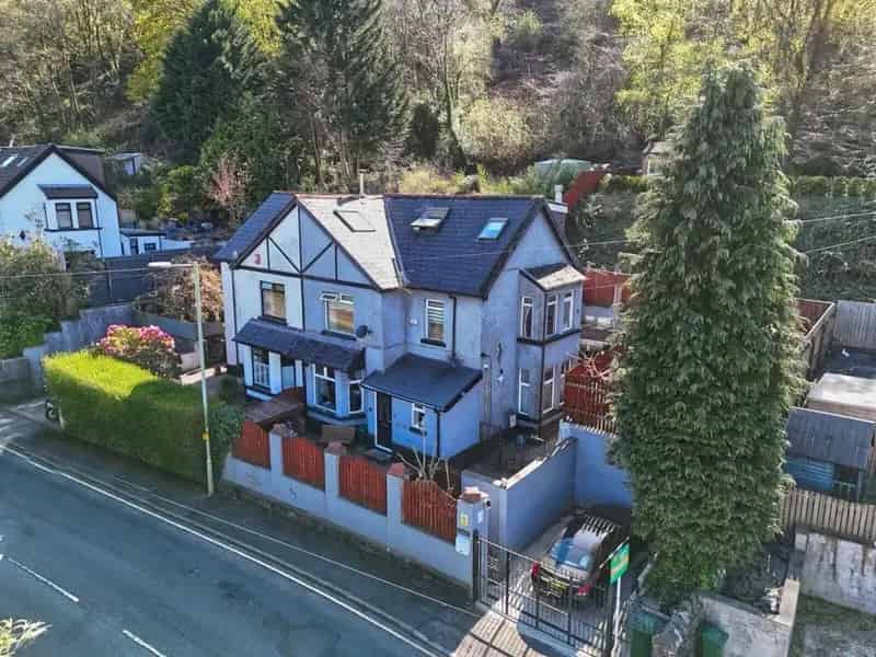 3 Bedroom Semi Detached House with 1 Acre Garden