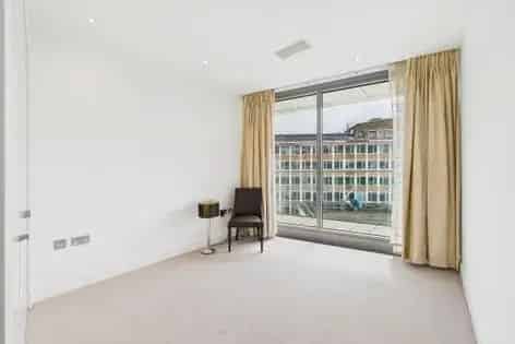 4 rooms flat of 242 m² in London