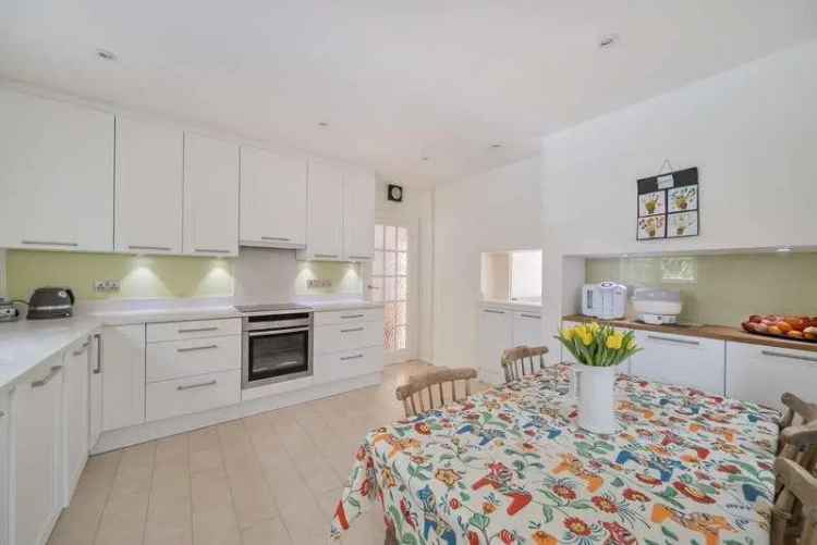 4 Bed Detached House for Sale - 1930s Charm & Modern Updates