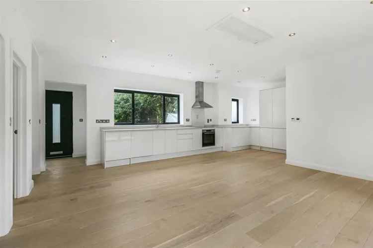 2 Bedroom Bungalow near Addenbrooke's Hospital