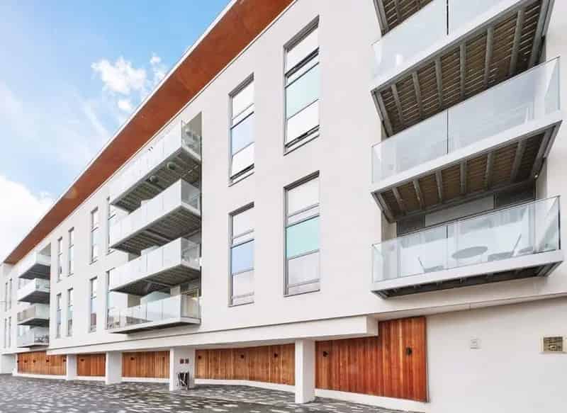 Flat For Sale , London, England
