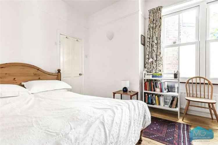 2 Bed Flat for Sale near Muswell Hill Broadway