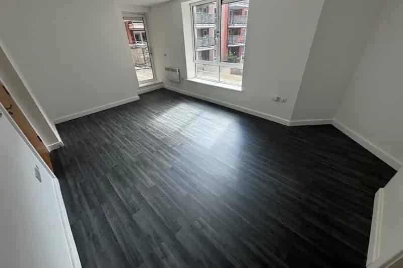 Two Bedroom Apartment Jewellery Quarter Birmingham Zero Deposit Option