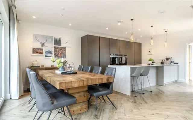 Exceptional Detached Home in Mobberley Cheshire