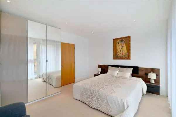 Stunning 2 Bedroom Maisonette in Deptford