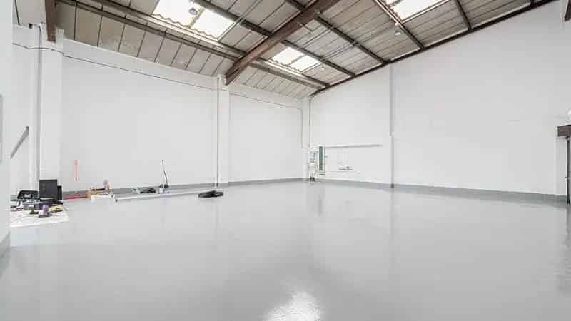 Light Industrial Unit with Mezzanine Office and Parking
