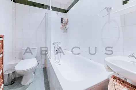 1 Bed Flat 47m² Near Kilburn Tube Station