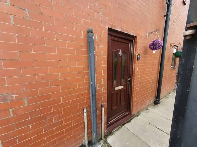 1 Bedroom Flat To Rent Available June 20 2025