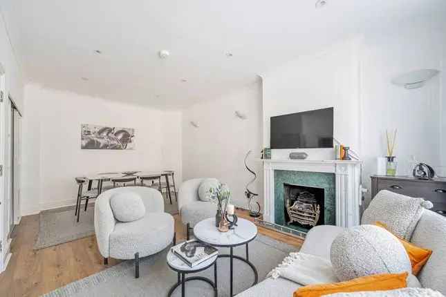 Four Bedroom House for Rent in Stanhope Mews East South Kensington SW7