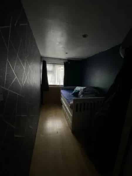Flat For Rent , Brentwood, England